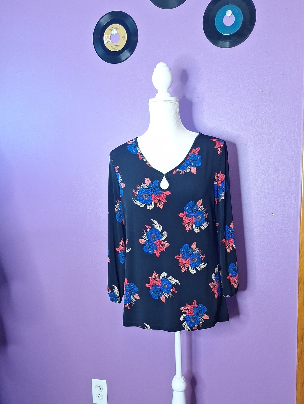 Liz Claiborne Black Floral Keyhole V-Neck Top with Blue & Red Blooms